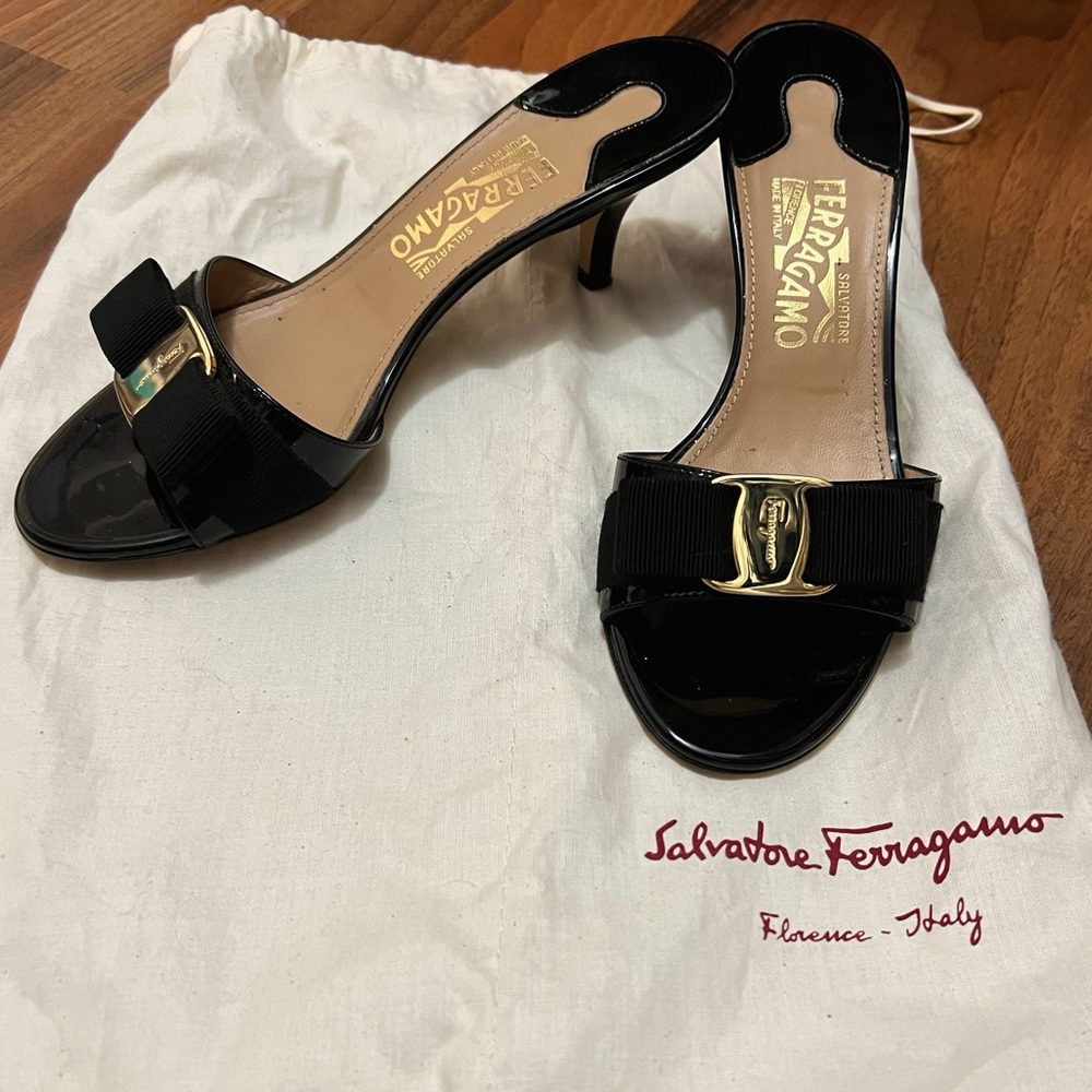 Salvatore ferragamo. Size 6